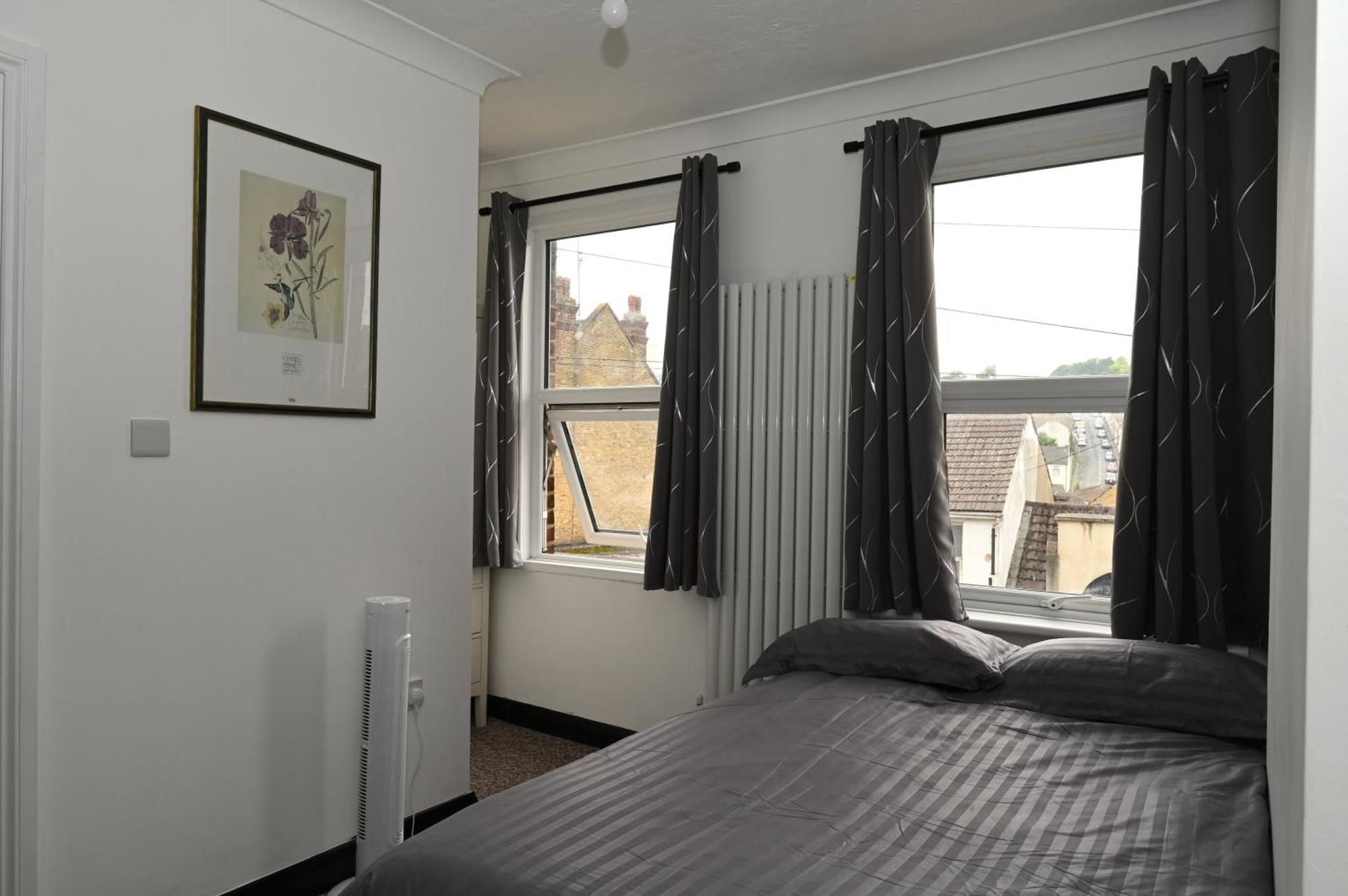 Cozy Luton Apartment Chatham  Exterior foto